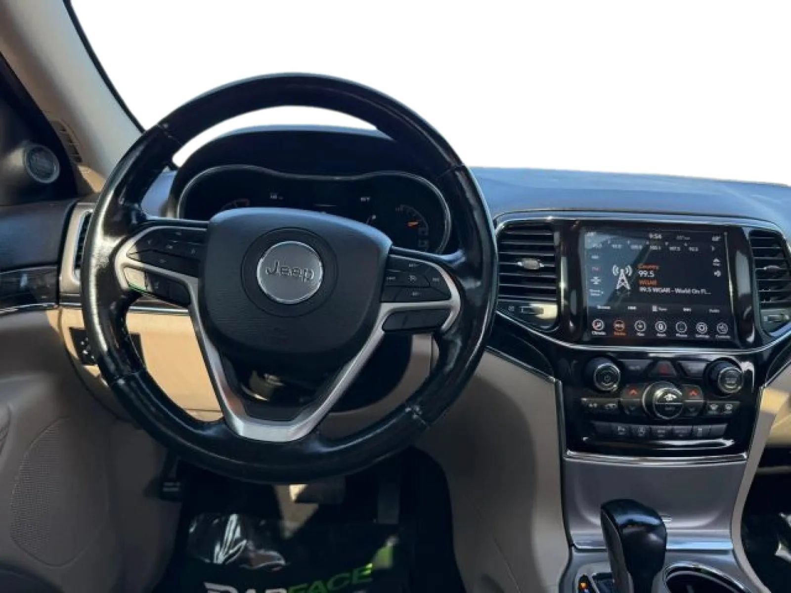 Used 2021 Jeep Grand Cherokee Limited w/ Sun & Sound Group AWD/4WD image 22