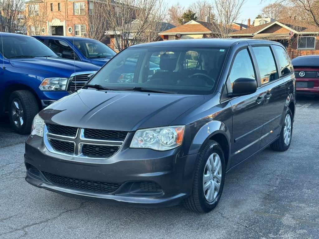Used 2016 Dodge Grand Caravan American Value Package w/ UConnect Hands-Free Group image 3