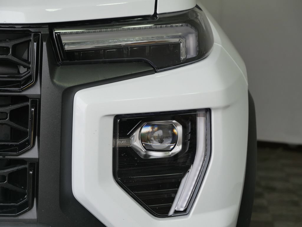 New 2026 GMC Canyon Elevation w/ Convenience Package AWD/4WD image 9
