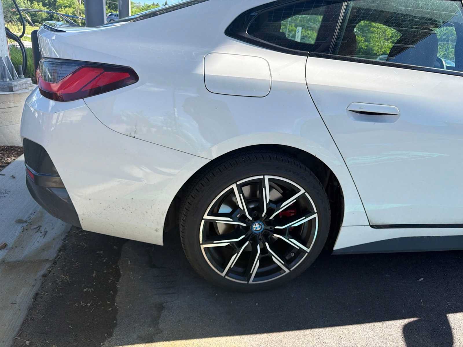Certified 2024 BMW i4 eDrive35 w/ M Sport Package RWD image 9