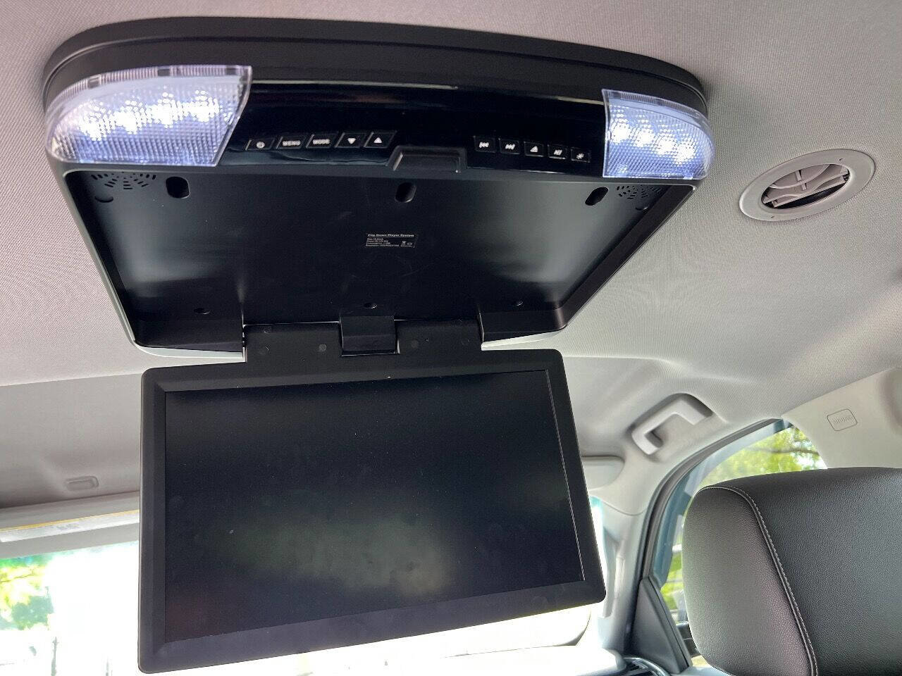 Used 2016 Chevrolet Tahoe LT image 22