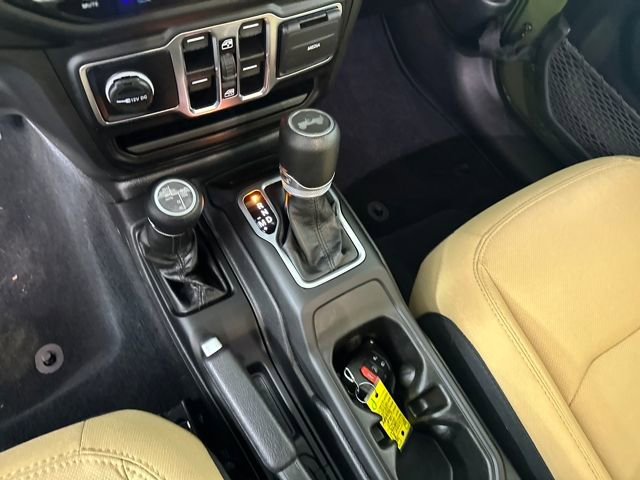 Used 2023 Jeep Wrangler Unlimited w/ Cold Weather Group image 20