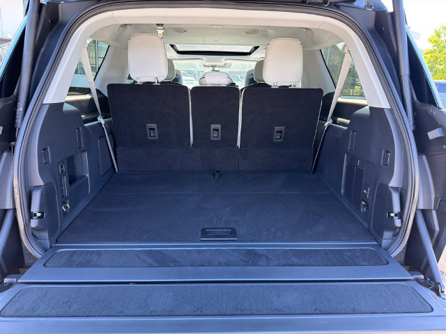 New 2027 Lincoln Navigator L Black Label AWD/4WD image 18
