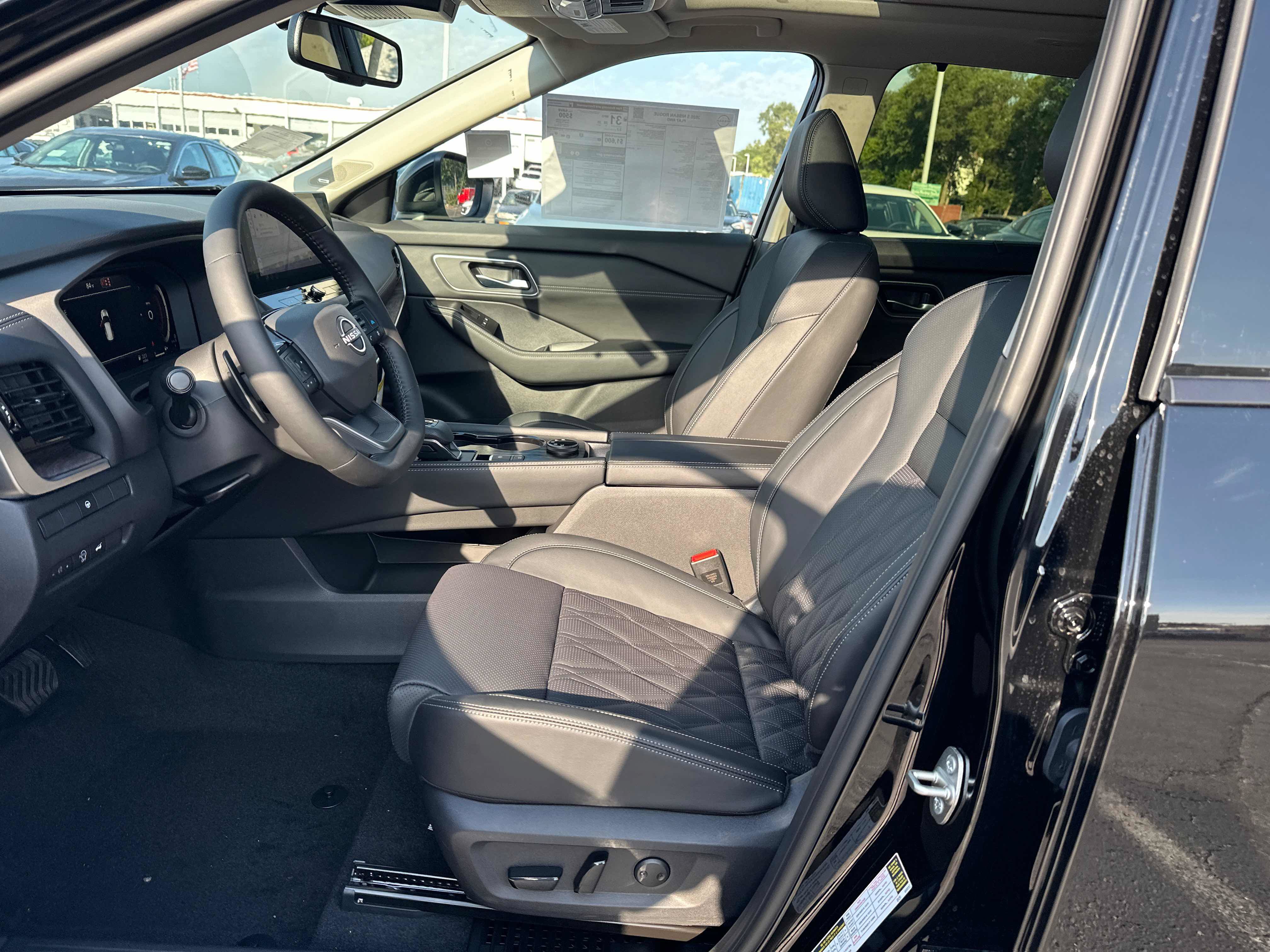New 2026 Nissan Rogue Platinum AWD/4WD image 23