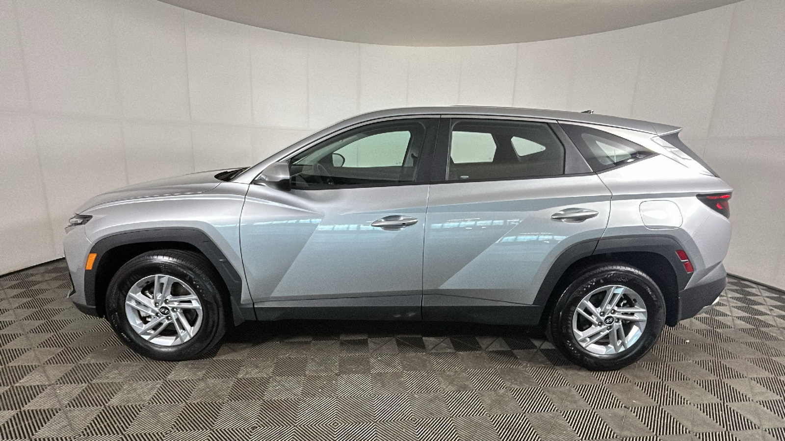 Used 2026 Hyundai Tucson SE AWD/4WD image 7