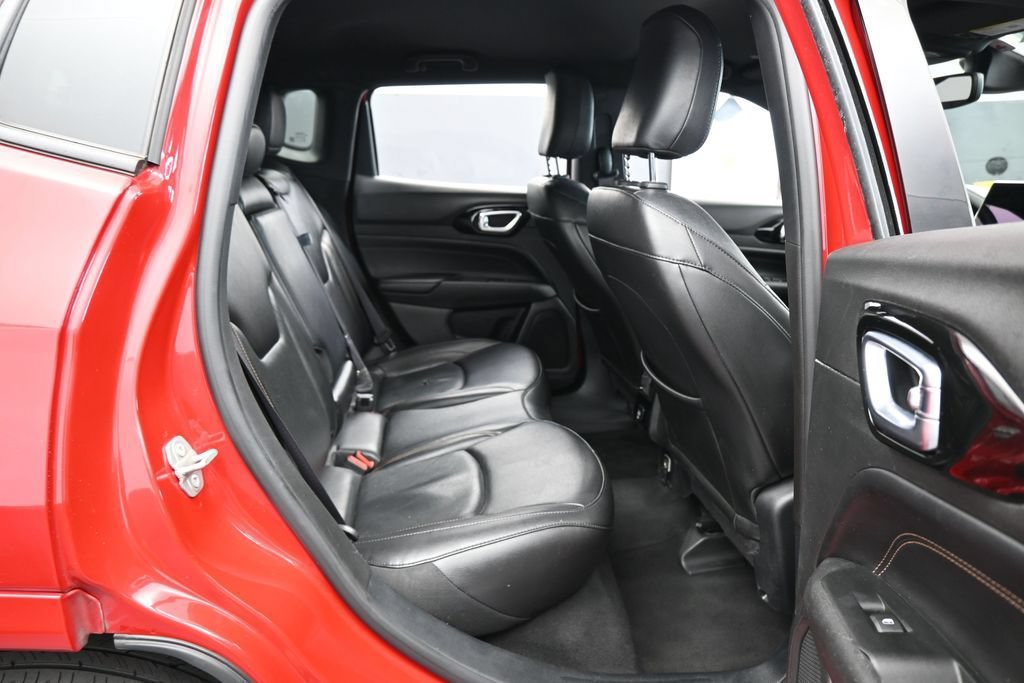 Used 2022 Jeep Compass Limited AWD/4WD image 34