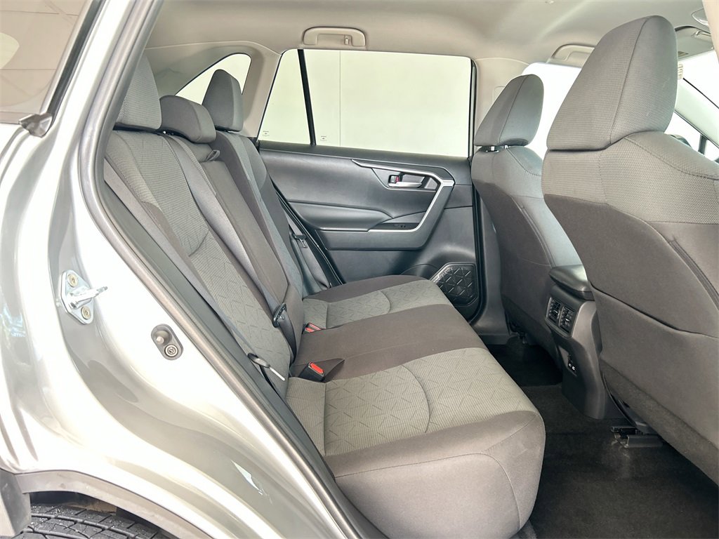 Used 2024 Toyota RAV4 XLE image 37