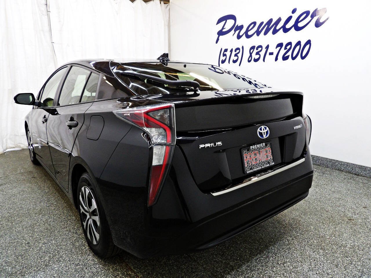Used 2016 Toyota Prius Three w/ Protection Package FWD image 7