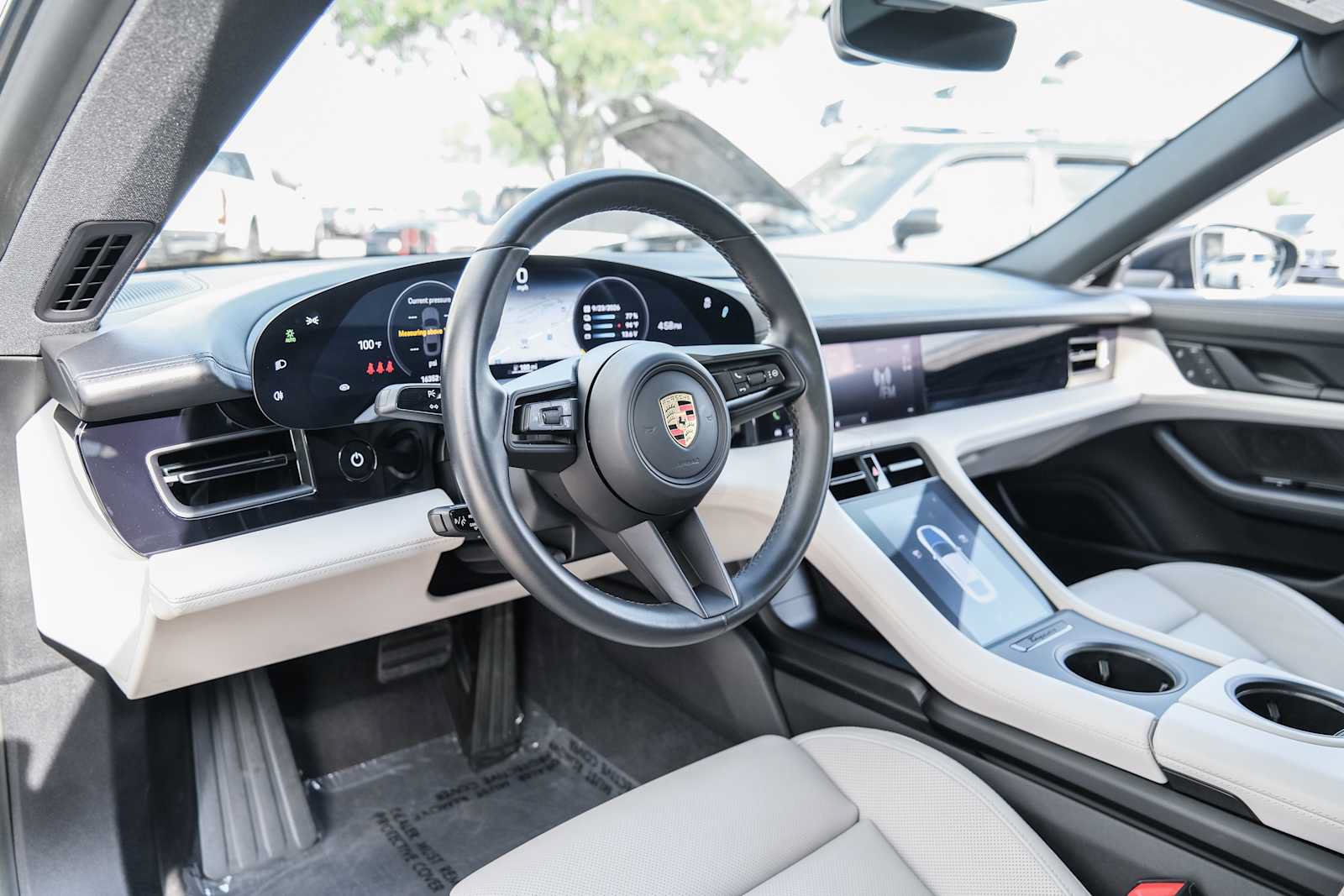 Used 2023 Porsche Taycan RWD image 20