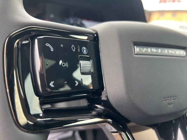 Used 2024 Land Rover Range Rover Evoque S image 9