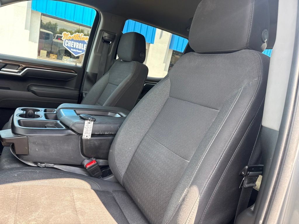 Certified 2025 Chevrolet Silverado 1500 RST w/ Protection Package AWD/4WD image 32
