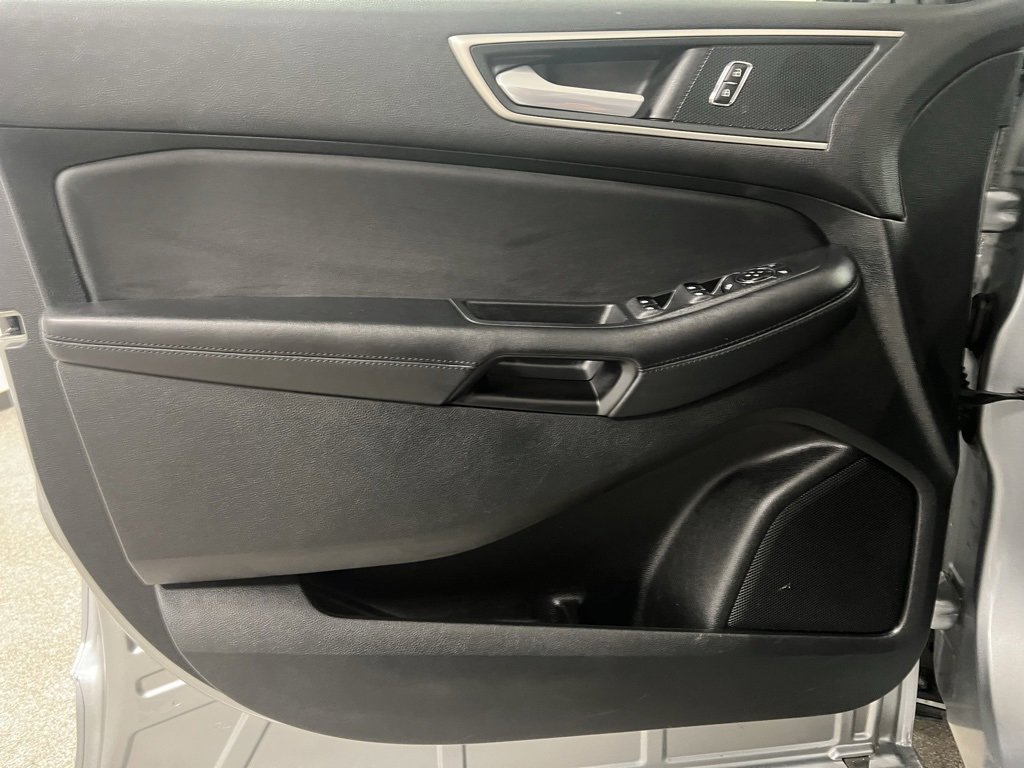 Used 2024 Ford Edge SEL image 91