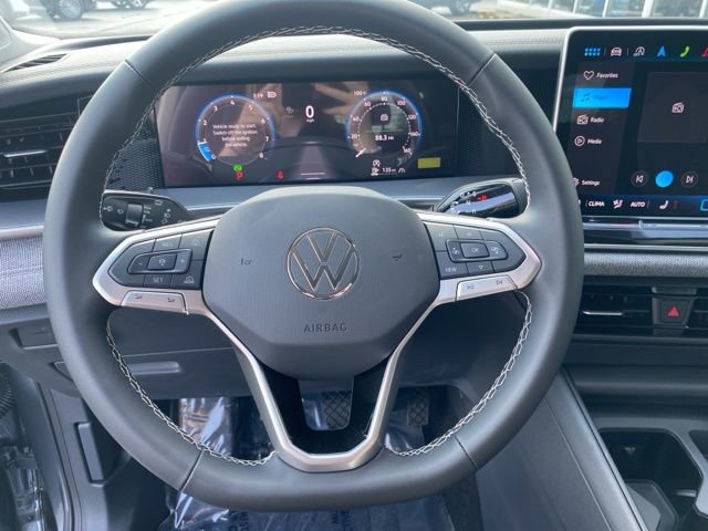 Used 2025 Volkswagen Tiguan S AWD/4WD image 15