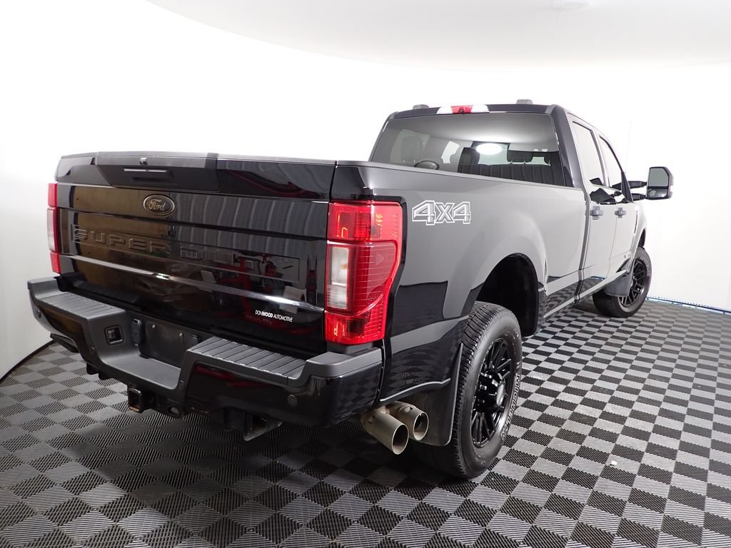Used 2022 Ford F250 XLT w/ Black Appearance Package AWD/4WD image 18
