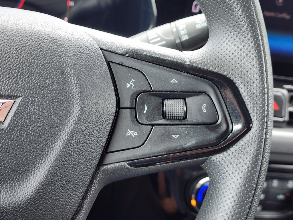 Used 2025 Chevrolet TrailBlazer LT FWD image 25