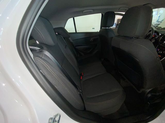 Used 2019 Chevrolet Trax LS FWD image 31