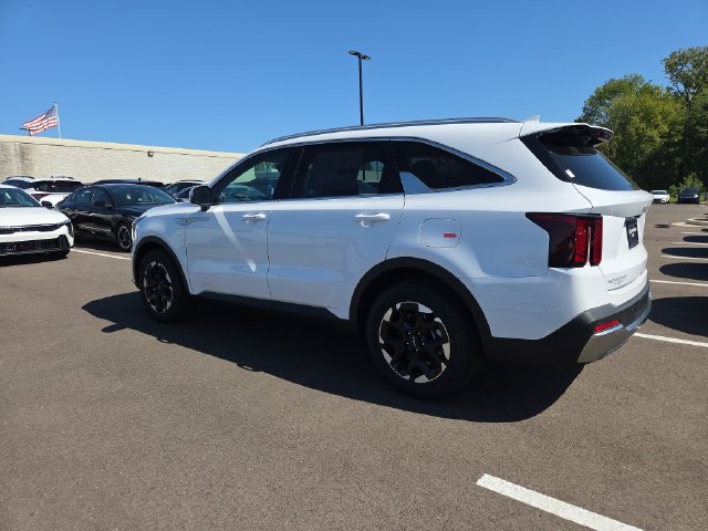New 2026 Kia Sorento S FWD image 3