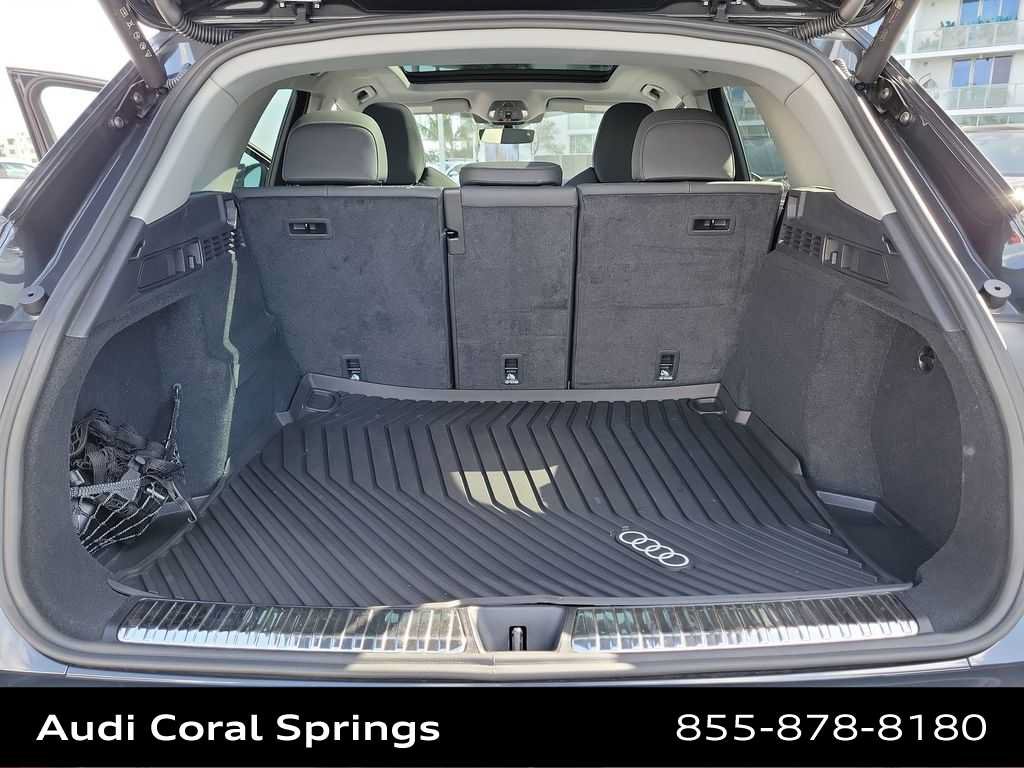 Certified 2025 Audi Q5 Premium w/ Premium Plus AWD/4WD image 26