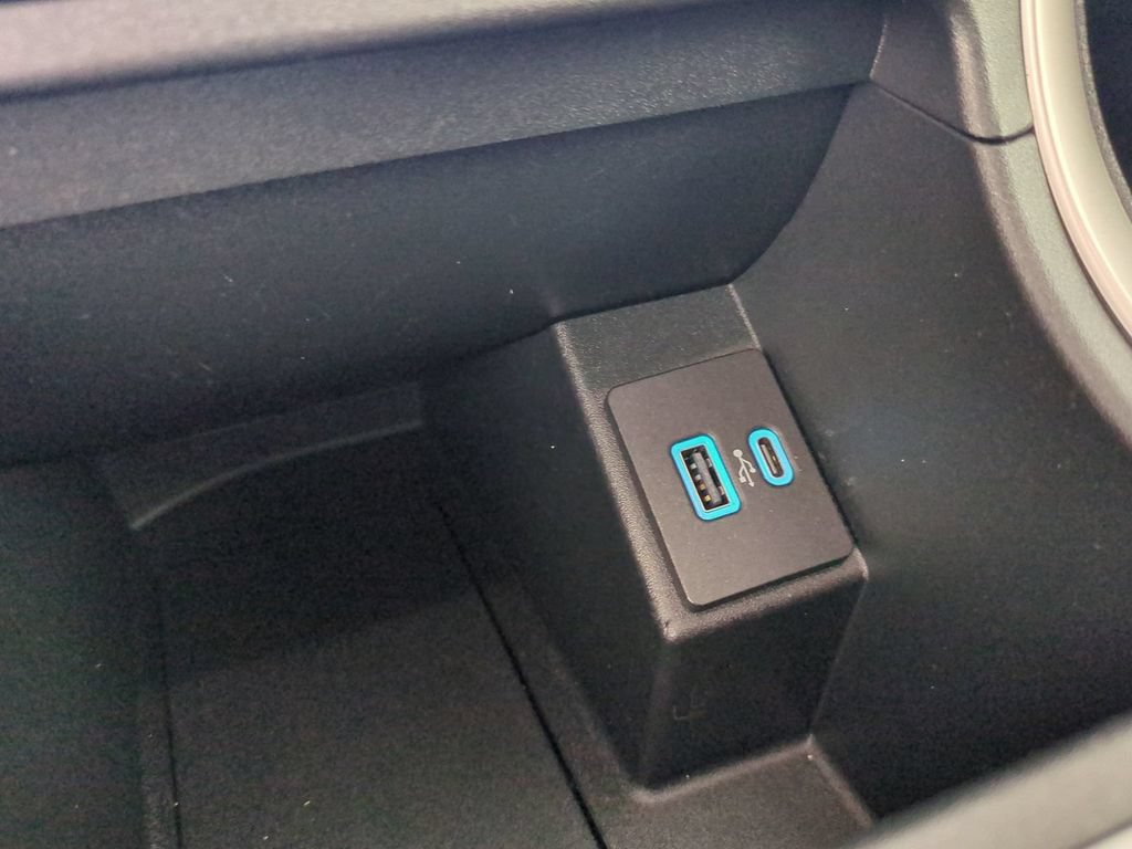 Used 2024 Ford Edge SE AWD/4WD image 25