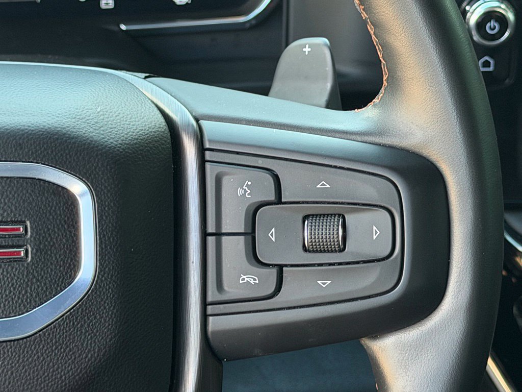 Used 2024 GMC Sierra 1500 AT4 w/ Technology Package AWD/4WD image 32