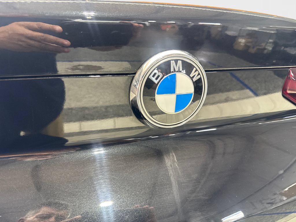 Used 2023 BMW X6 xDrive40i w/ M Sport Package AWD/4WD image 21