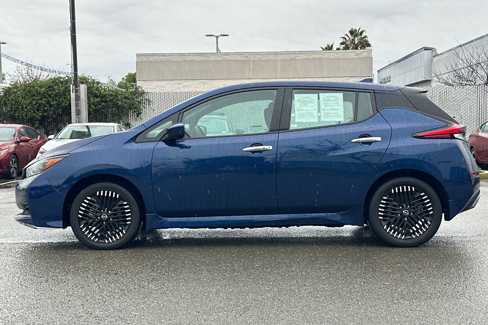 Certified 2024 Nissan Leaf SV Plus image 7