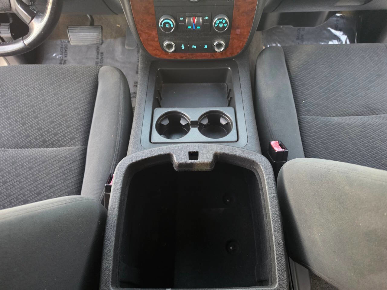 Used 2008 Chevrolet Tahoe LT w/ Convenience Package 1 image 47