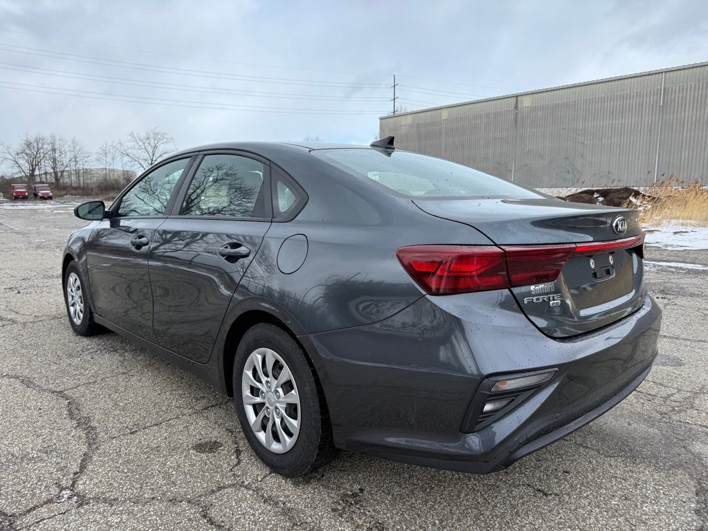 Used 2019 Kia Forte FE FWD image 5