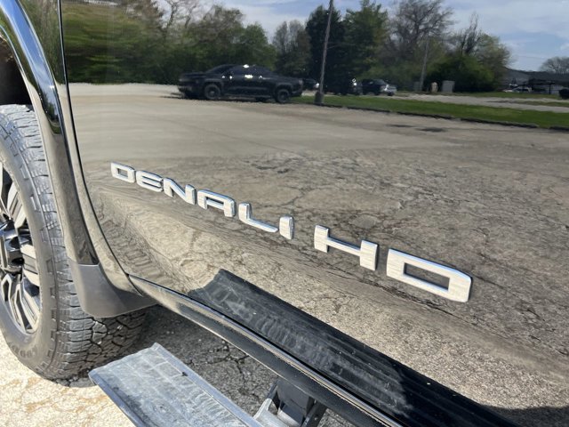 Certified 2025 GMC Sierra 3500 Denali Ultimate AWD/4WD image 33
