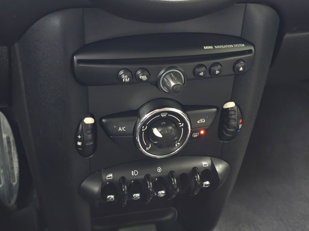 Used 2013 MINI Cooper S image 33