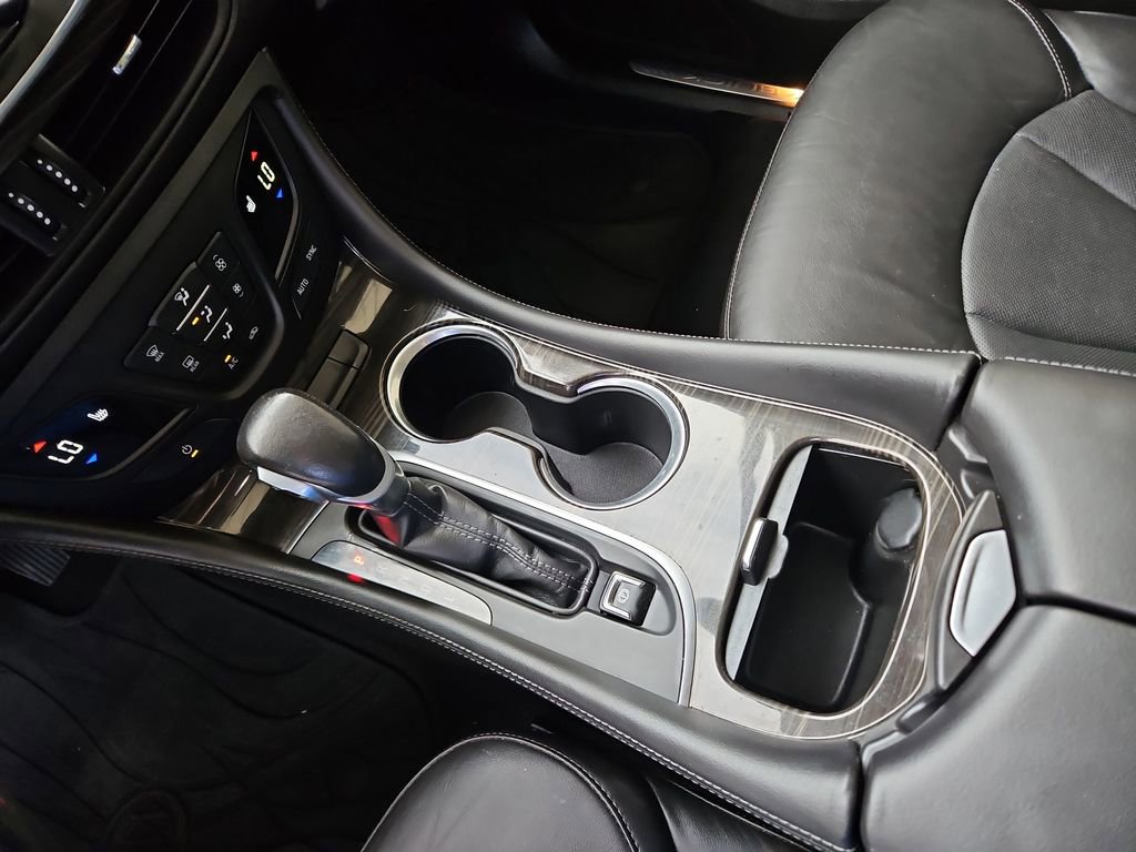 Used 2019 Buick Envision Essence AWD/4WD image 20
