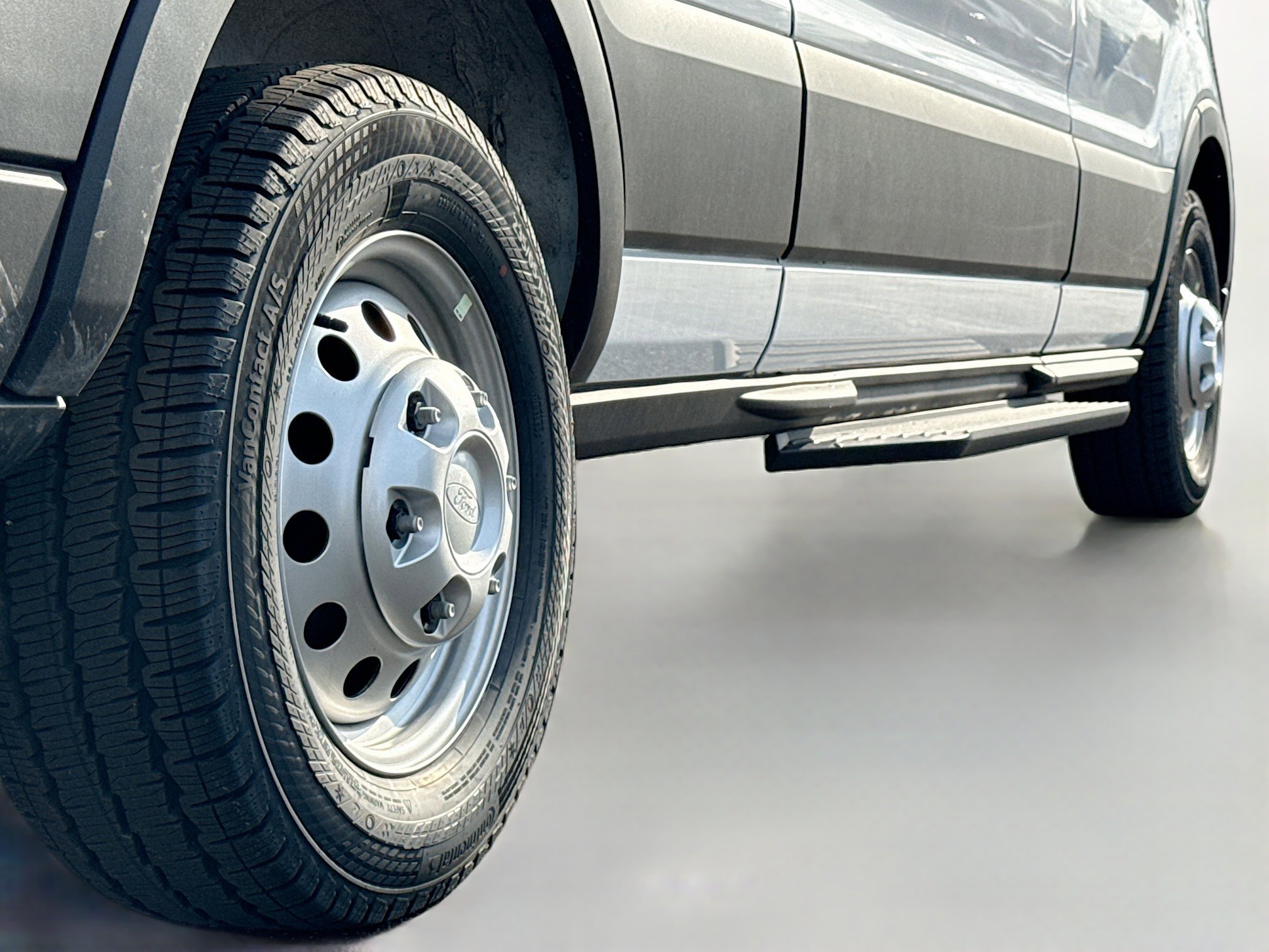 New 2025 Ford Transit 350 XL image 13