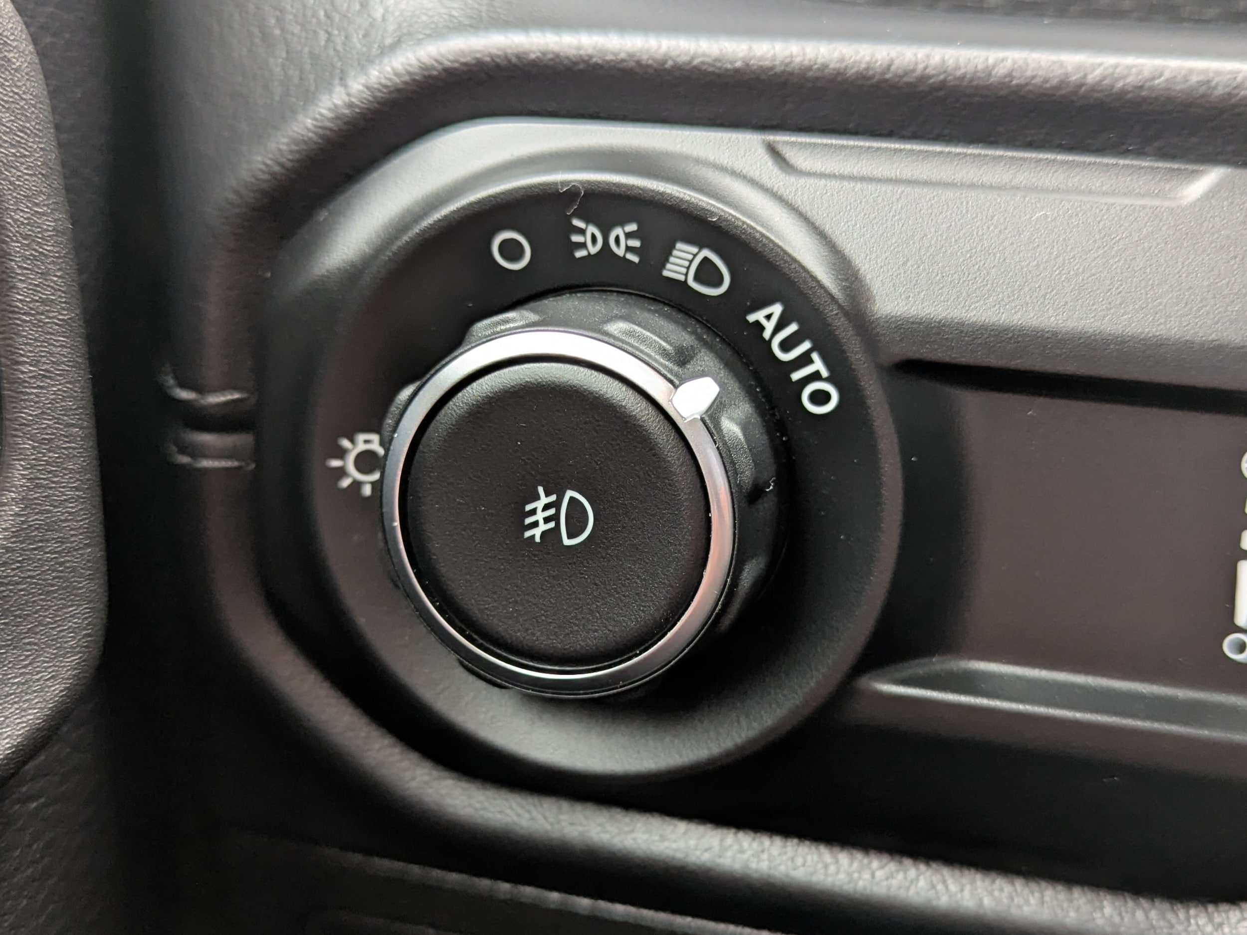 Used 2025 Jeep Wrangler Unlimited Rubicon AWD/4WD image 25