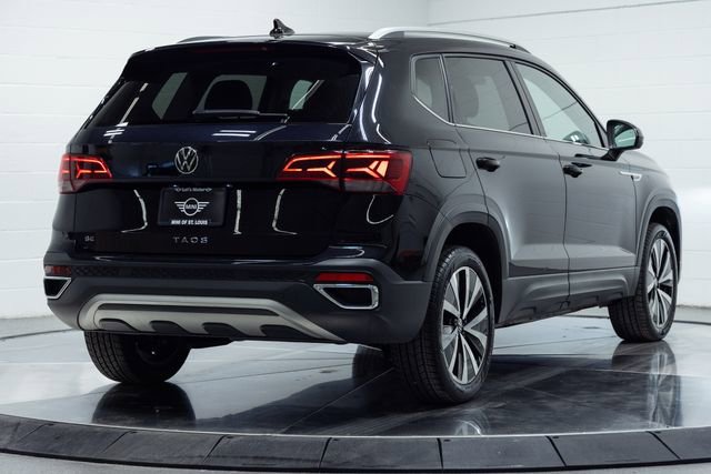 Used 2024 Volkswagen Taos SE image 10