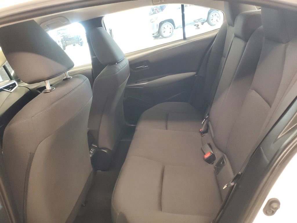 Used 2024 Toyota Corolla LE FWD image 10