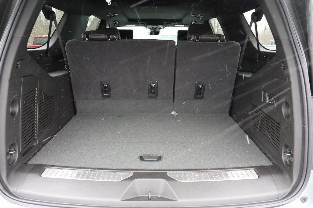 New 2026 Chevrolet Suburban Premier AWD/4WD image 29