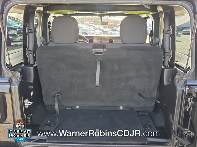 Used 2022 Jeep Wrangler Sport image 8