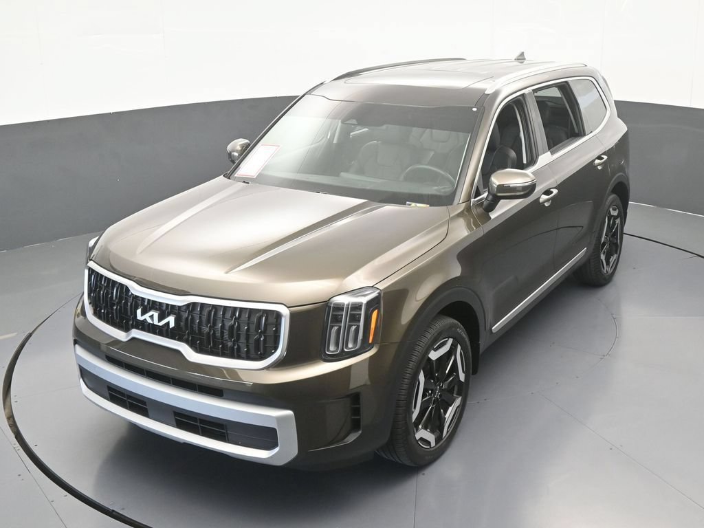 Used 2025 Kia Telluride EX w/ EX Captain's Chair Package FWD image 50