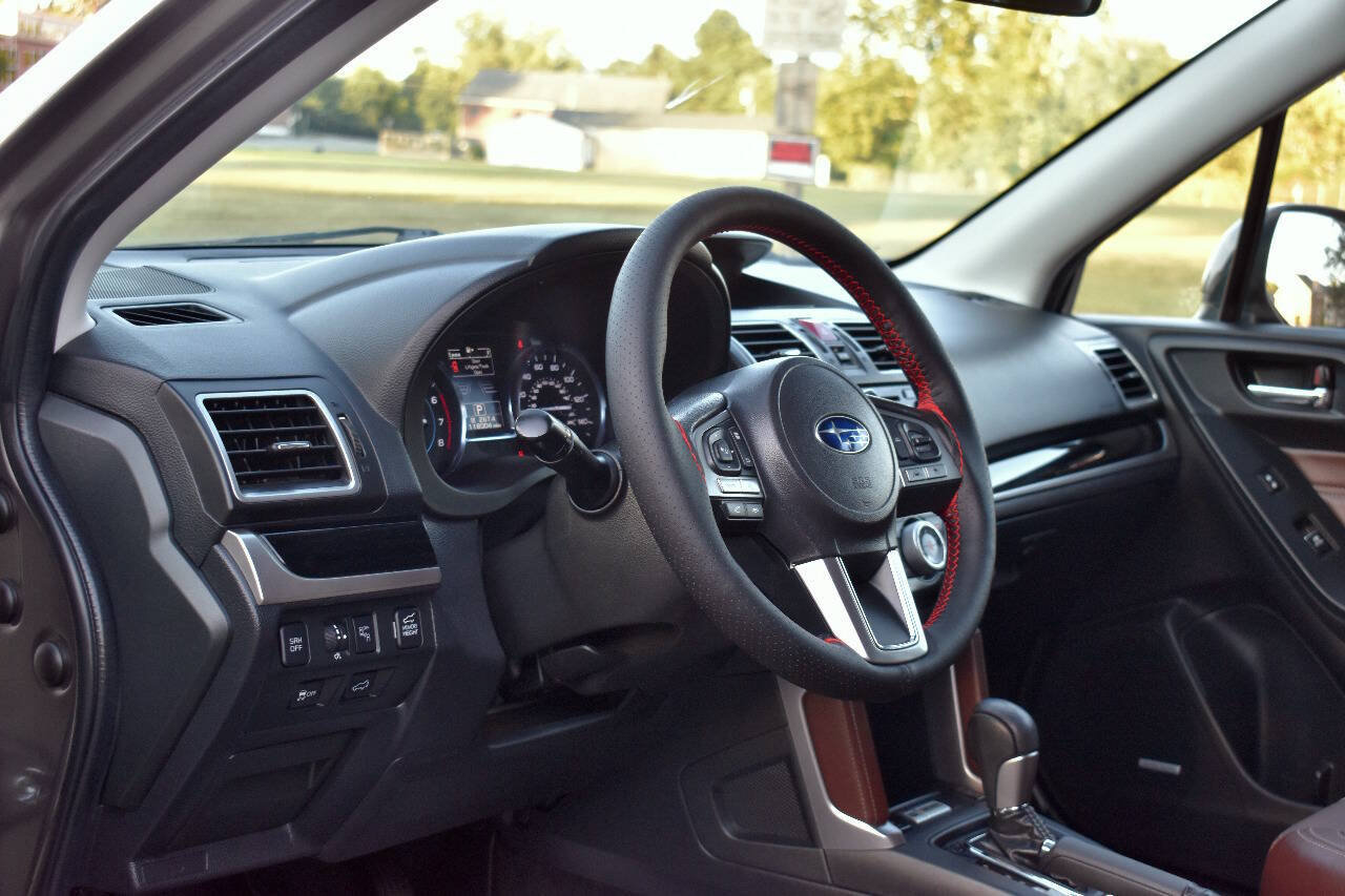 Used 2017 Subaru Forester 2.5i Touring AWD/4WD image 15