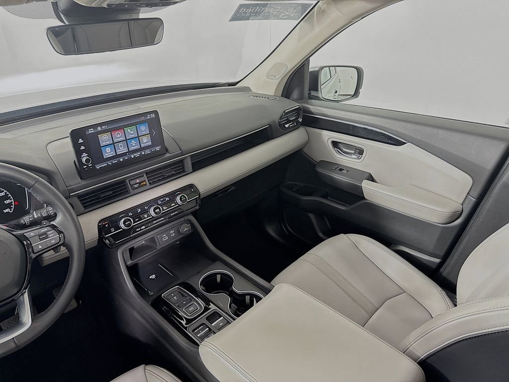 Certified 2024 Honda Pilot Touring image 22