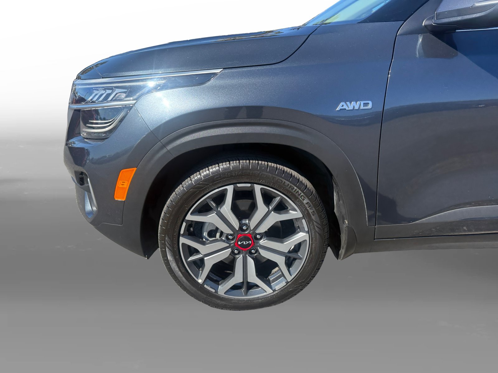 Used 2022 Kia Seltos SX w/ Sunroof Package AWD/4WD image 9