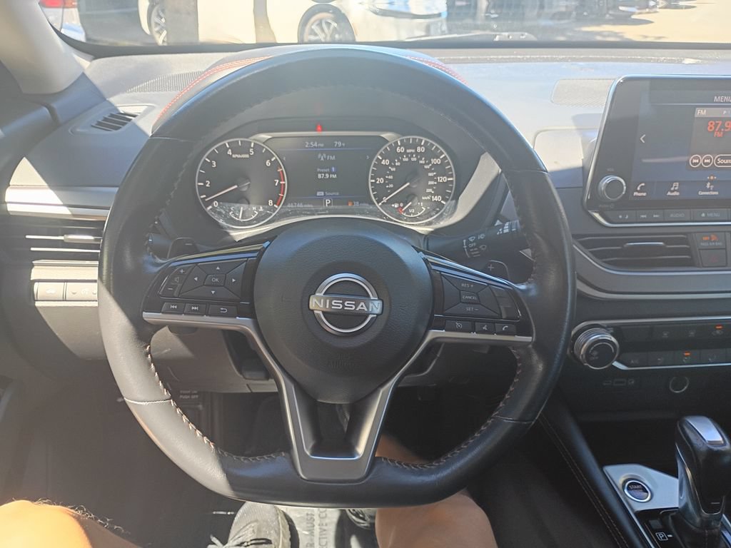 Used 2024 Nissan Altima 2.5 SR FWD image 23