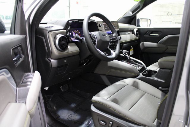 New 2026 Chevrolet Colorado ZR2 w/ Technology Package image 2