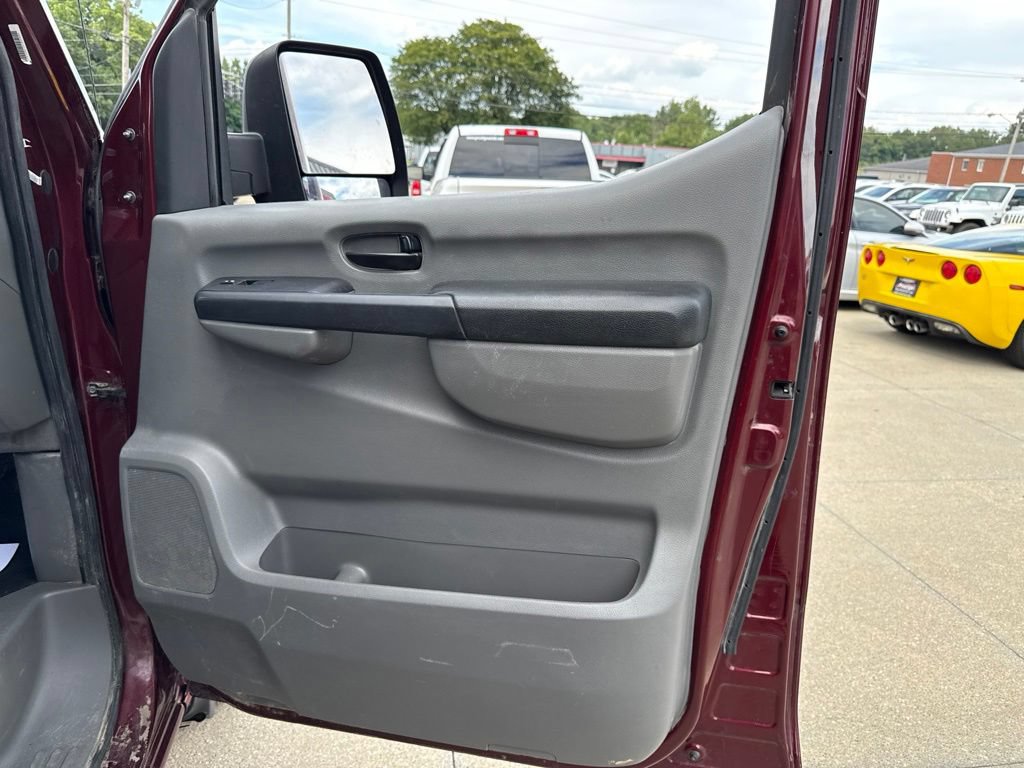 Used 2012 Nissan NV 2500 SV w/ Side Curtain Airbag Pkg RWD image 33