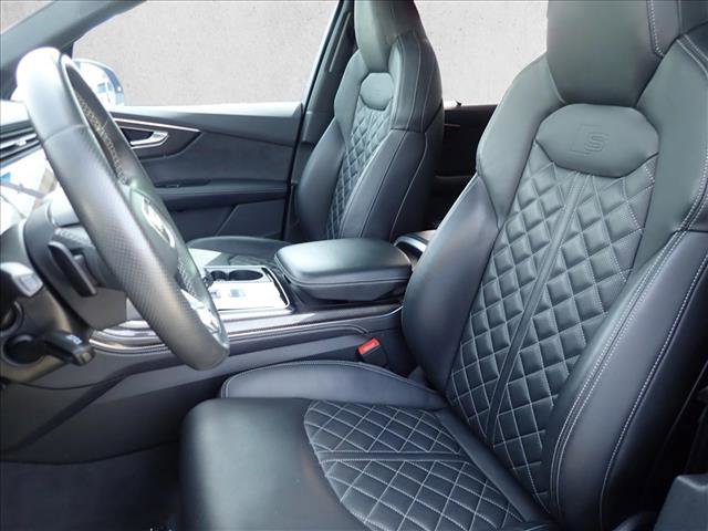 Used 2023 Audi SQ7 Prestige w/ Prestige Package AWD/4WD image 11
