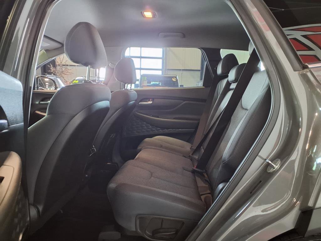 Used 2023 Hyundai Santa Fe SEL image 15