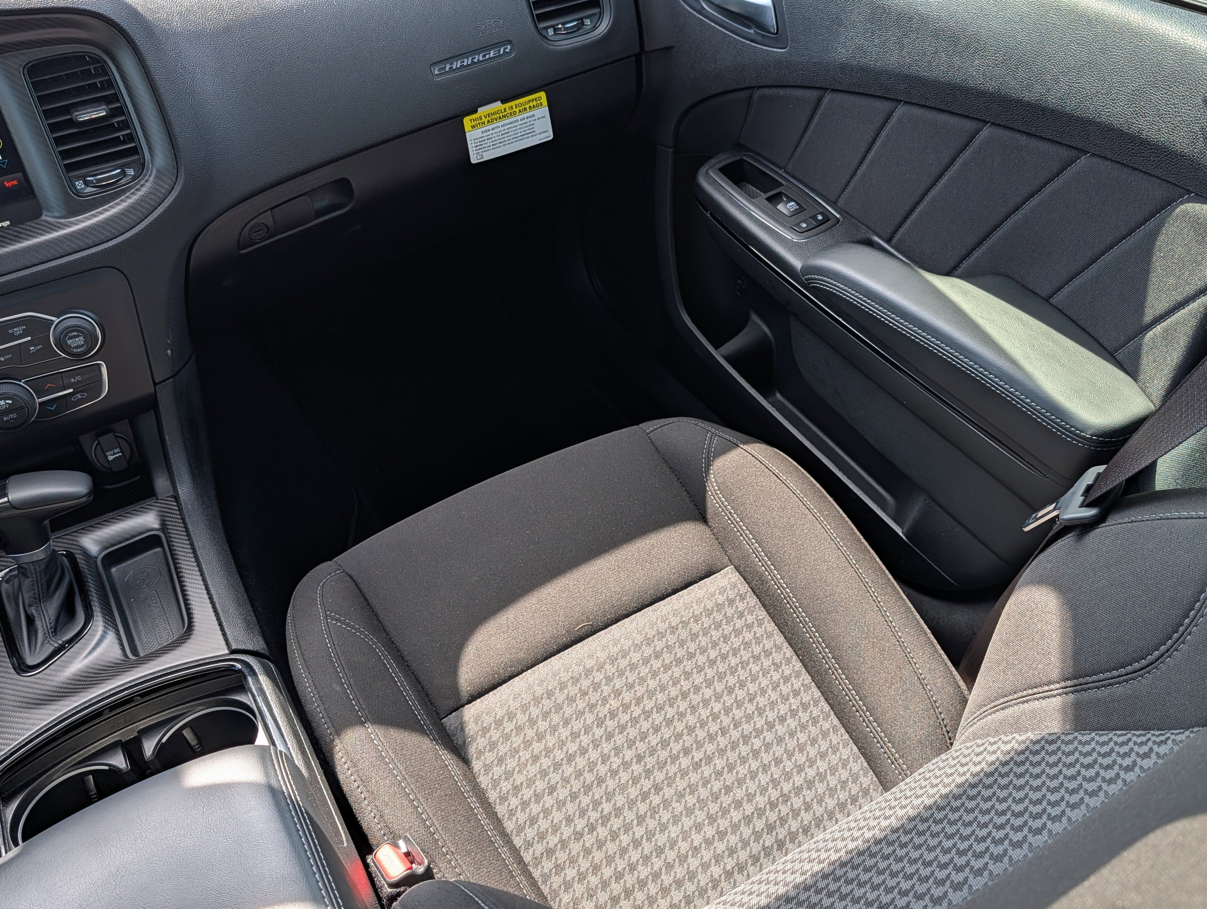 Used 2023 Dodge Charger SXT w/ Blacktop Special Edition image 11