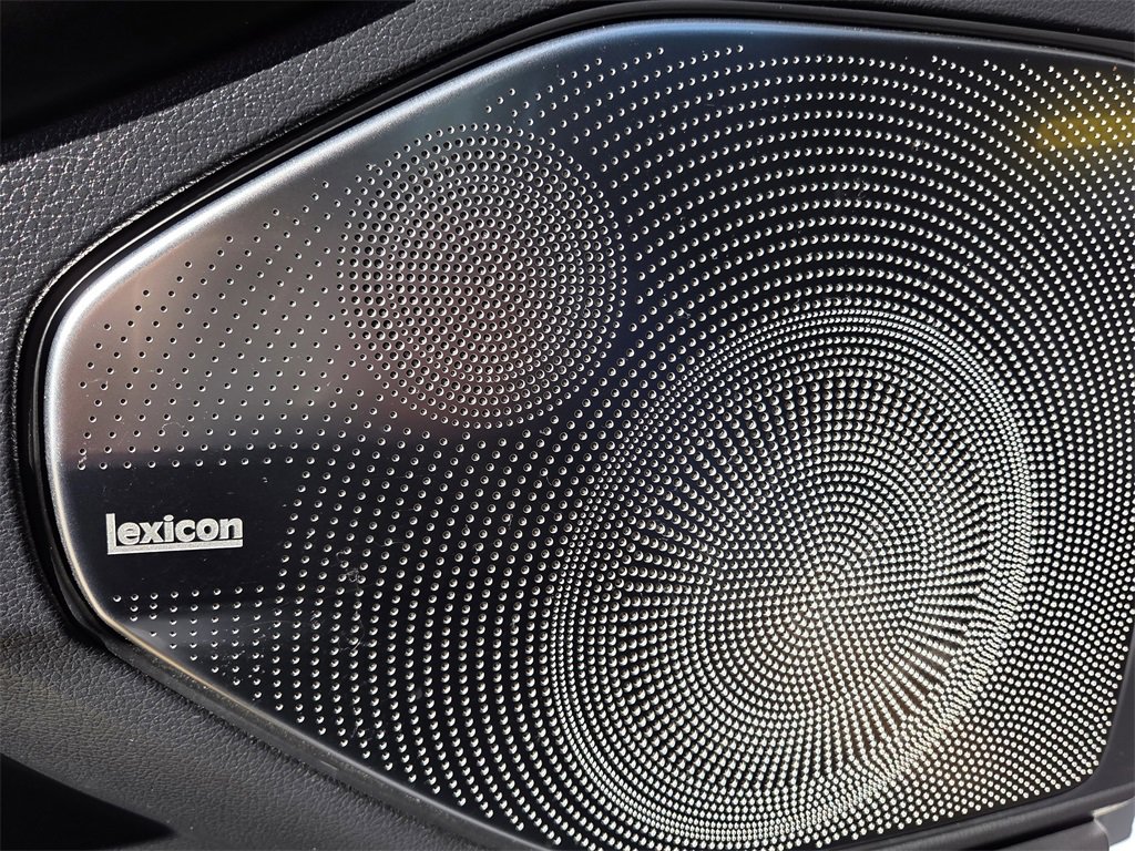 Used 2018 Genesis G90 3.3T Premium image 21