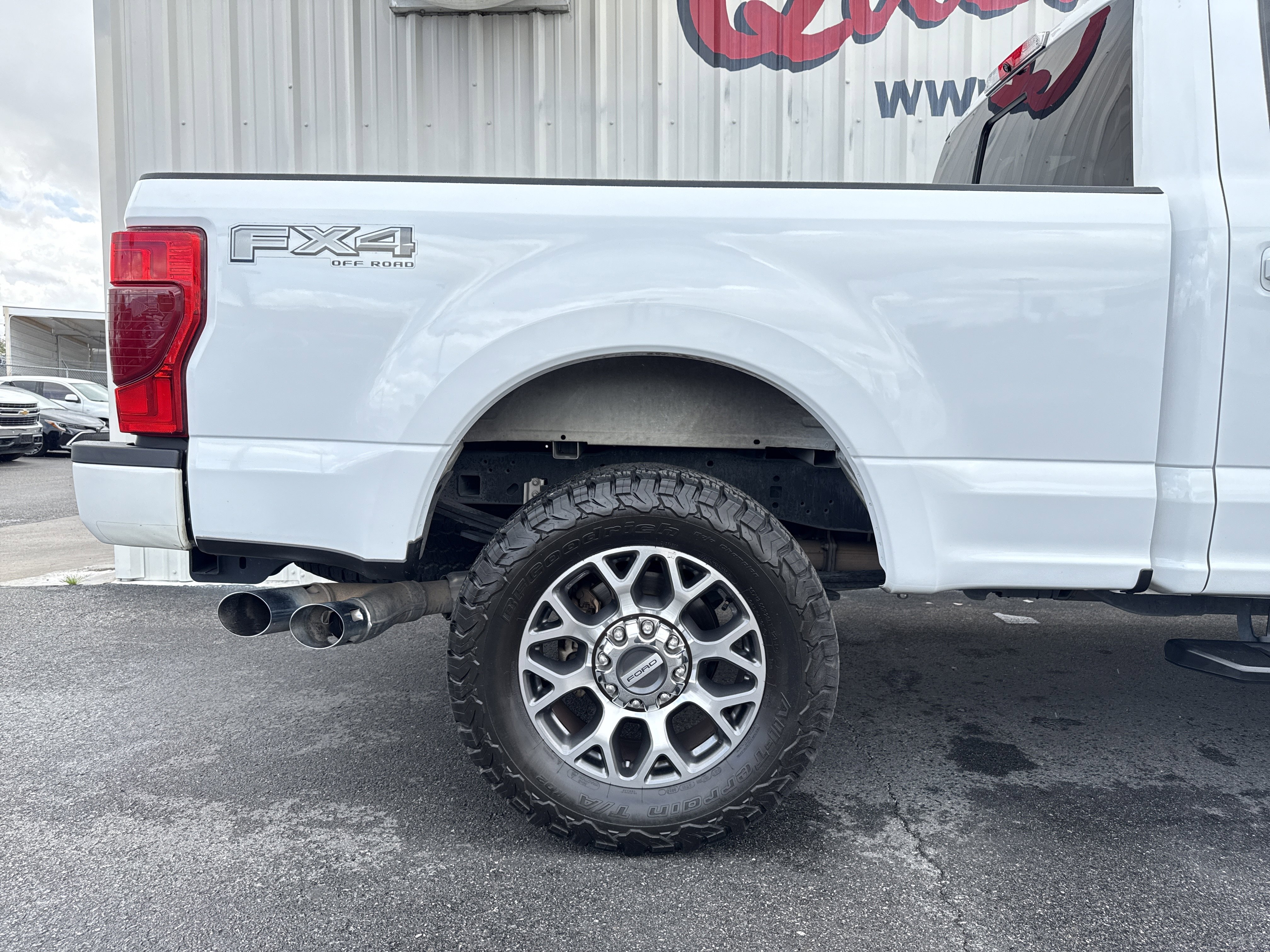 Used 2022 Ford F250 Lariat w/ Lariat Ultimate Package image 45