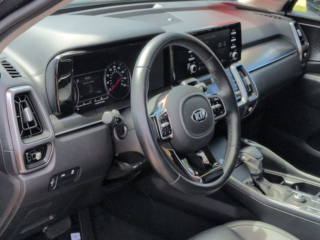 Certified 2021 Kia Sorento S FWD image 10